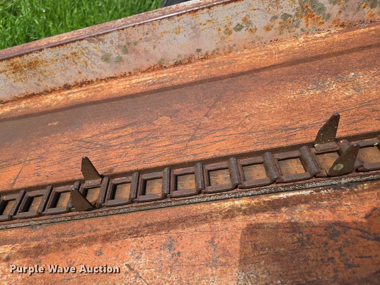 image for item EN3642 Graves hay bale elevator 