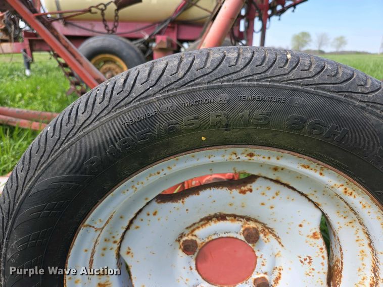 image for item EN3642 Graves hay bale elevator 