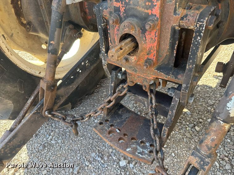 image for item EQ1307 1970 David Brown Selectamatic 880 tractor