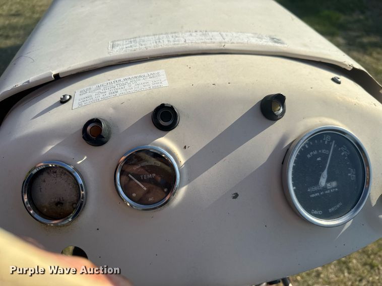 image for item EQ1307 1970 David Brown Selectamatic 880 tractor