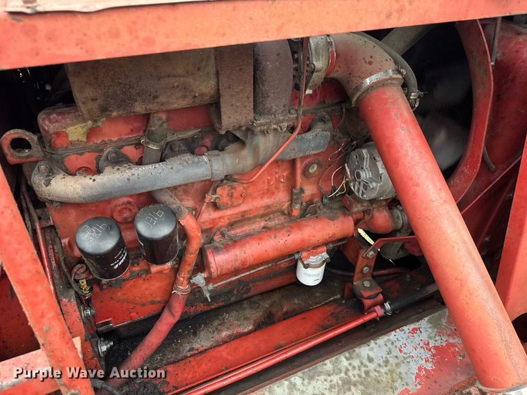 image for item EQ1360 1982 International Harvester 1480 combine