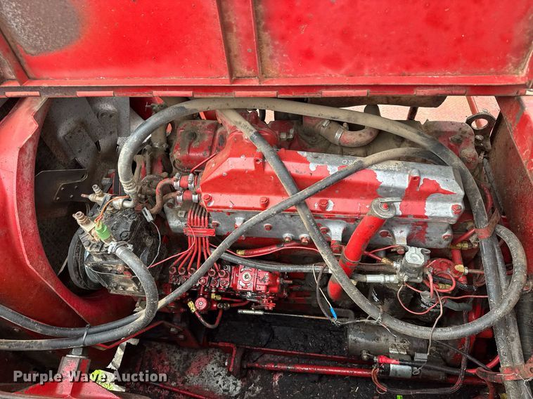 image for item EQ1360 1982 International Harvester 1480 combine