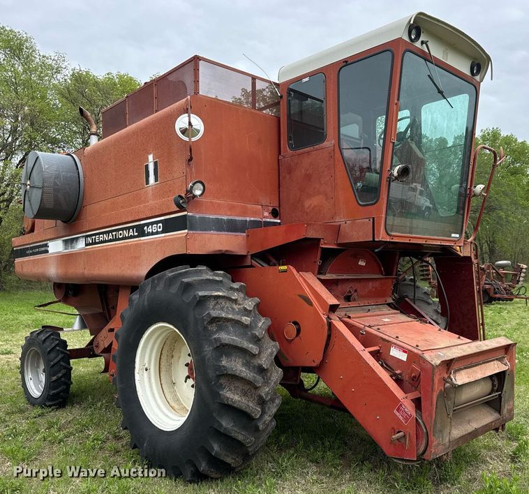 image for item EQ1361 1981 International Harvester 1460 combine