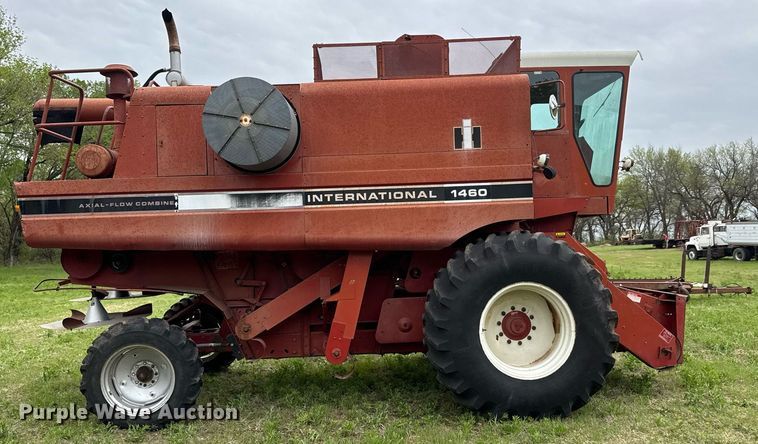 image for item EQ1361 1981 International Harvester 1460 combine