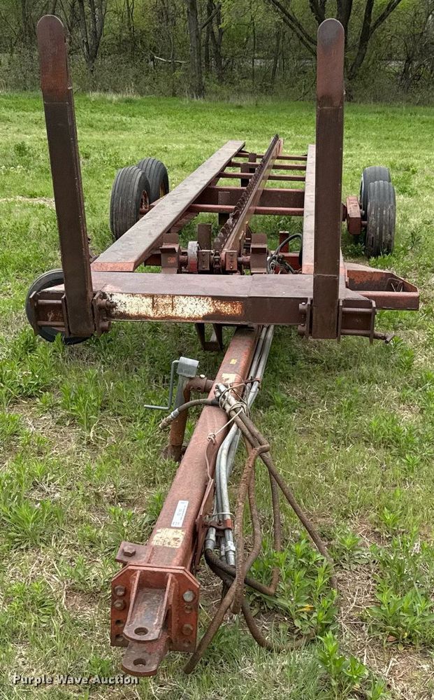 image for item EQ1362 International Harvester 50 hay bale mover