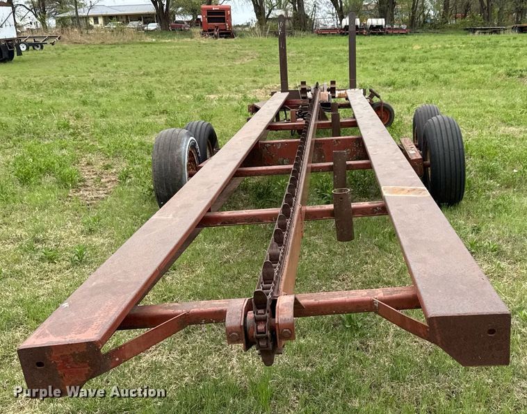 image for item EQ1362 International Harvester 50 hay bale mover