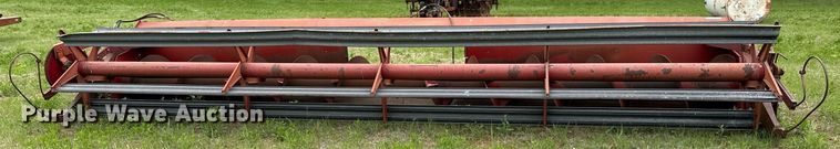 image for item EQ1363 International Harvester 810 rigid head