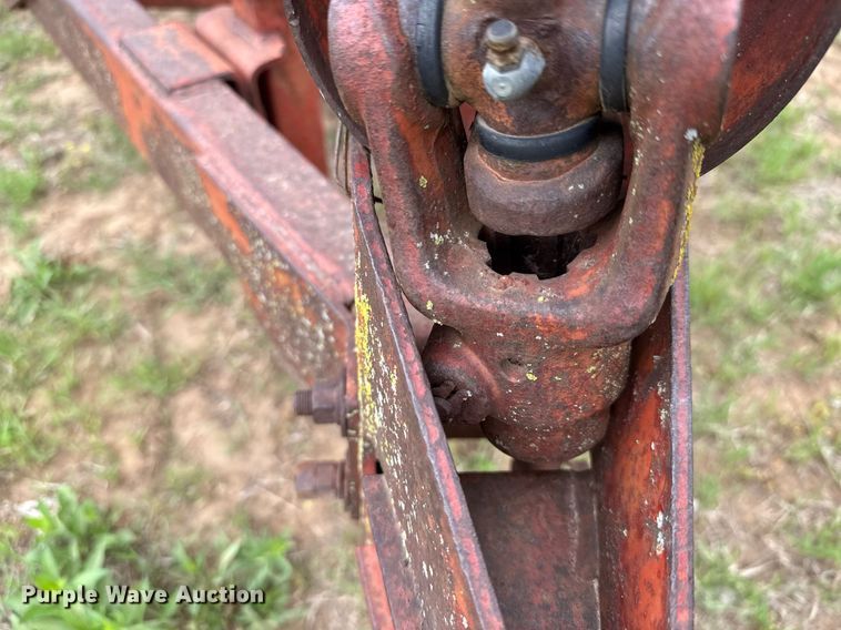 image for item EQ1367 New Holland 354 feed grinder/mixer