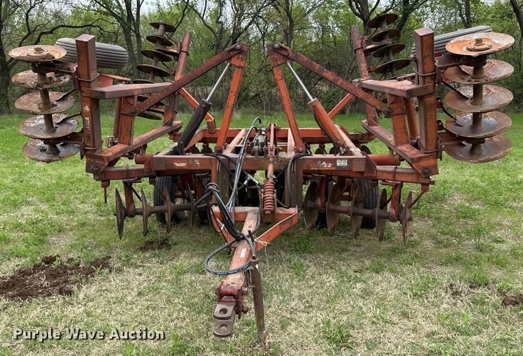 image for item EQ1368 Bush Hog 1445 tandem disk