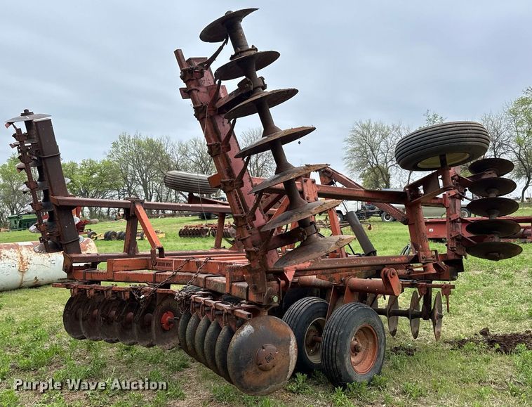 image for item EQ1368 Bush Hog 1445 tandem disk