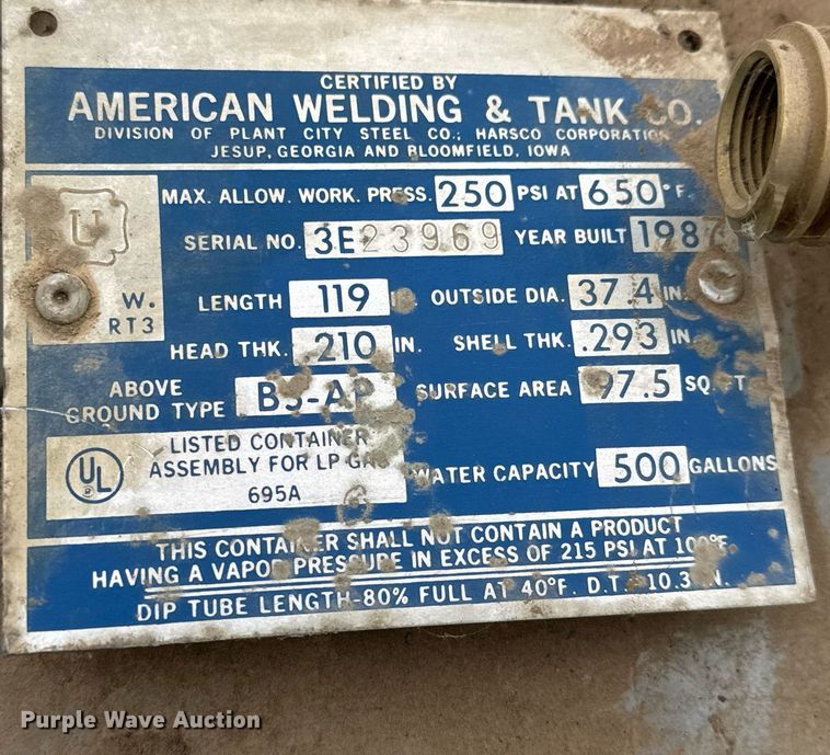 image for item EQ1370 1987 American Welding and Tank propane tank