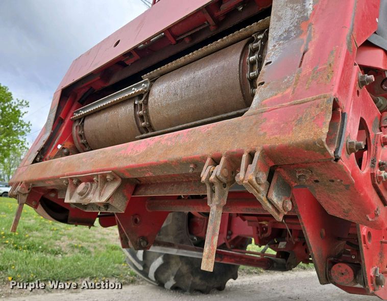 image for item EQ3998 1998 Case IH 2388 AFS combine