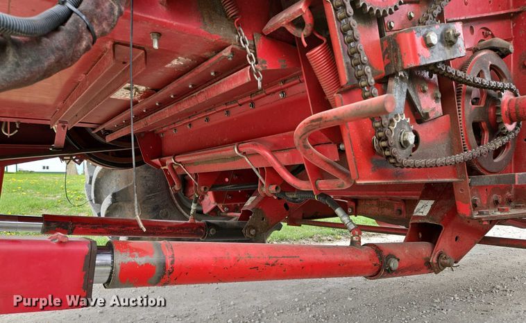 image for item EQ3998 1998 Case IH 2388 AFS combine