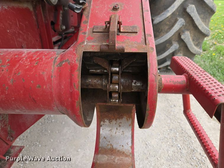 image for item EQ3998 1998 Case IH 2388 AFS combine