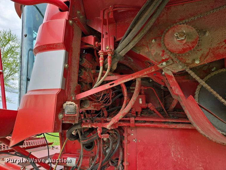image for item EQ3998 1998 Case IH 2388 AFS combine