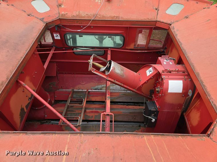 image for item EQ3998 1998 Case IH 2388 AFS combine