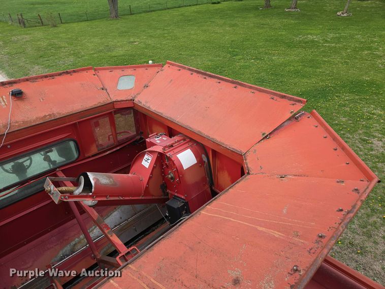 image for item EQ3998 1998 Case IH 2388 AFS combine