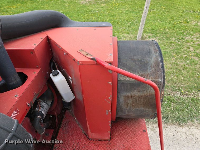 image for item EQ3998 1998 Case IH 2388 AFS combine