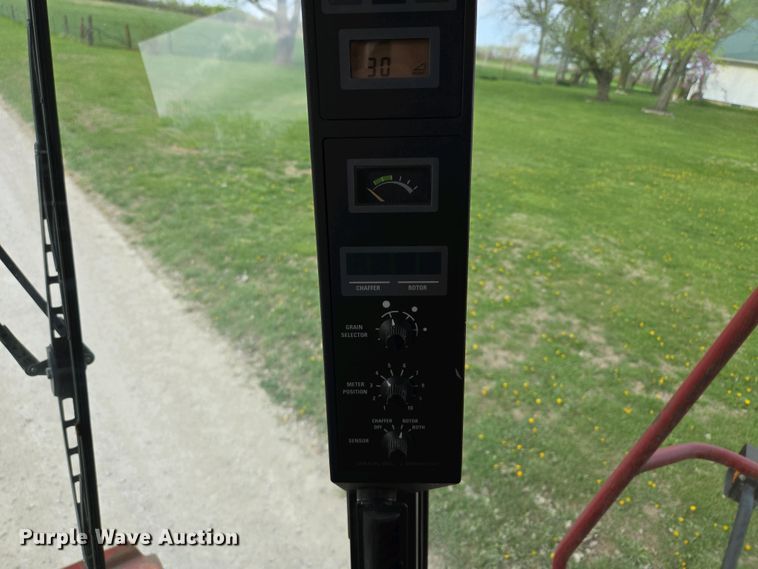 image for item EQ3998 1998 Case IH 2388 AFS combine