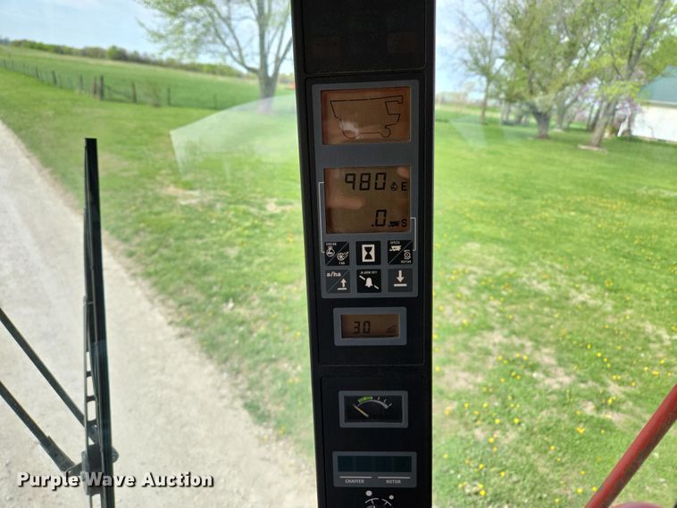 image for item EQ3998 1998 Case IH 2388 AFS combine