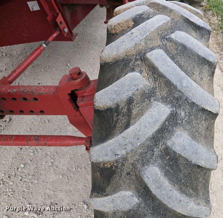 image for item EQ3998 1998 Case IH 2388 AFS combine