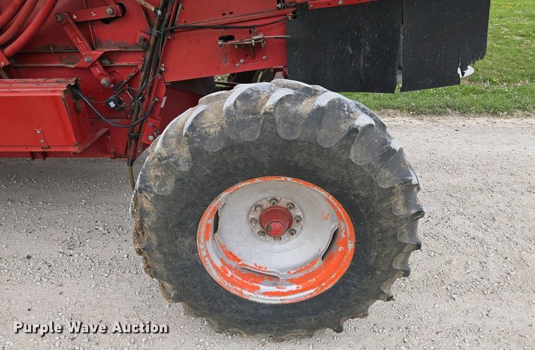 image for item EQ3998 1998 Case IH 2388 AFS combine