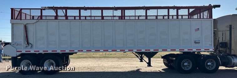 image for item EQ4576 2023 Hitchcock APL36 silage trailer