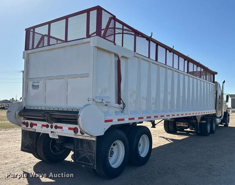 image for item EQ4576 2023 Hitchcock APL36 silage trailer