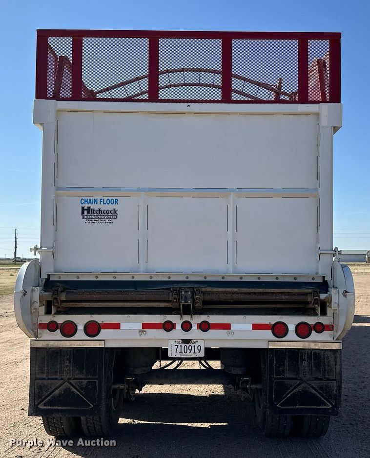 2023 Hitchcock APL36 silage trailer in Lakin, KS | Item