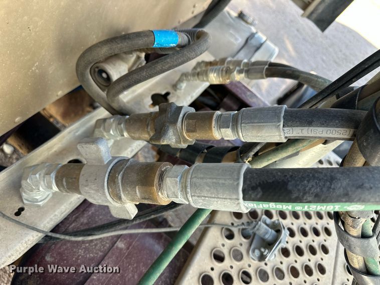 image for item EQ4576 2023 Hitchcock APL36 silage trailer