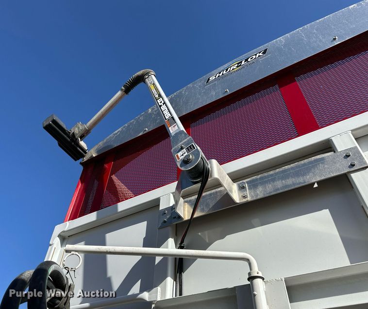 image for item EQ4576 2023 Hitchcock APL36 silage trailer