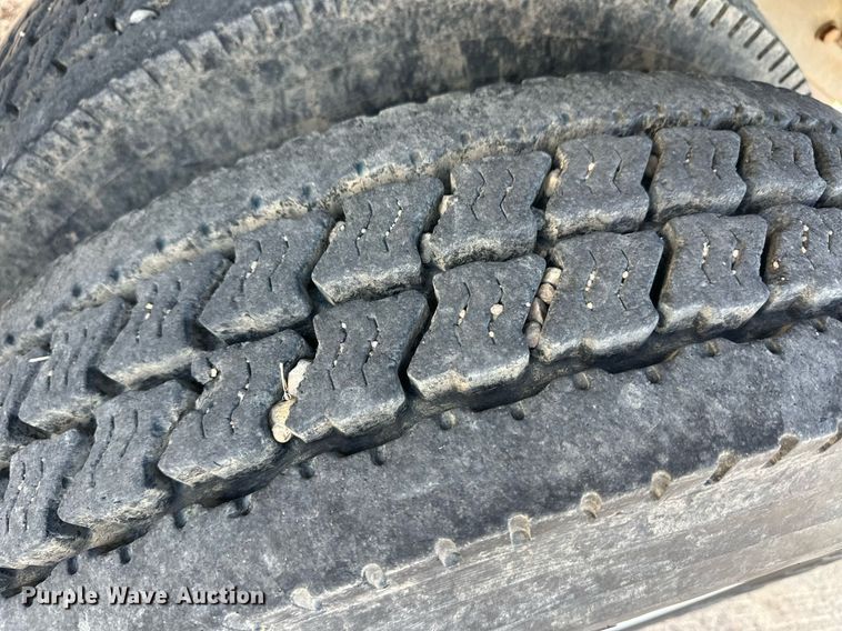 image for item EQ4576 2023 Hitchcock APL36 silage trailer