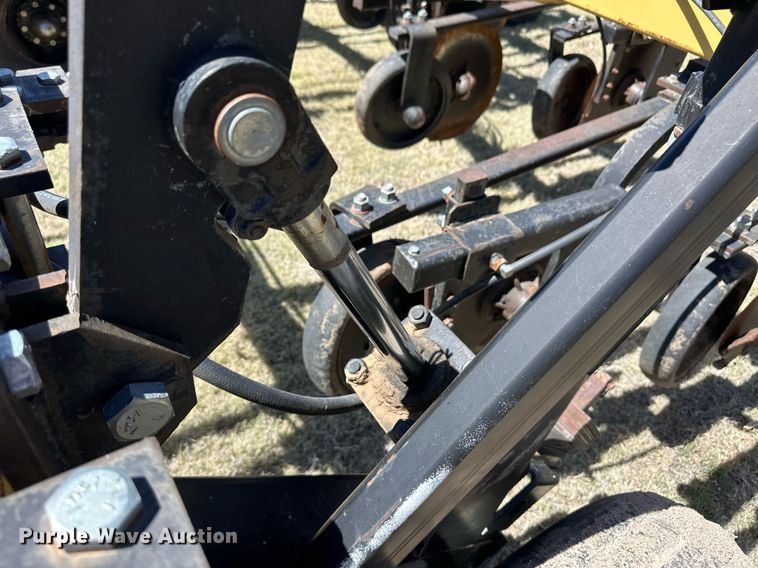 image for item EQ4643 Wako Big Country BCW190 NH3 applicator