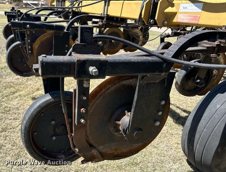 image for item EQ4643 Wako Big Country BCW190 NH3 applicator