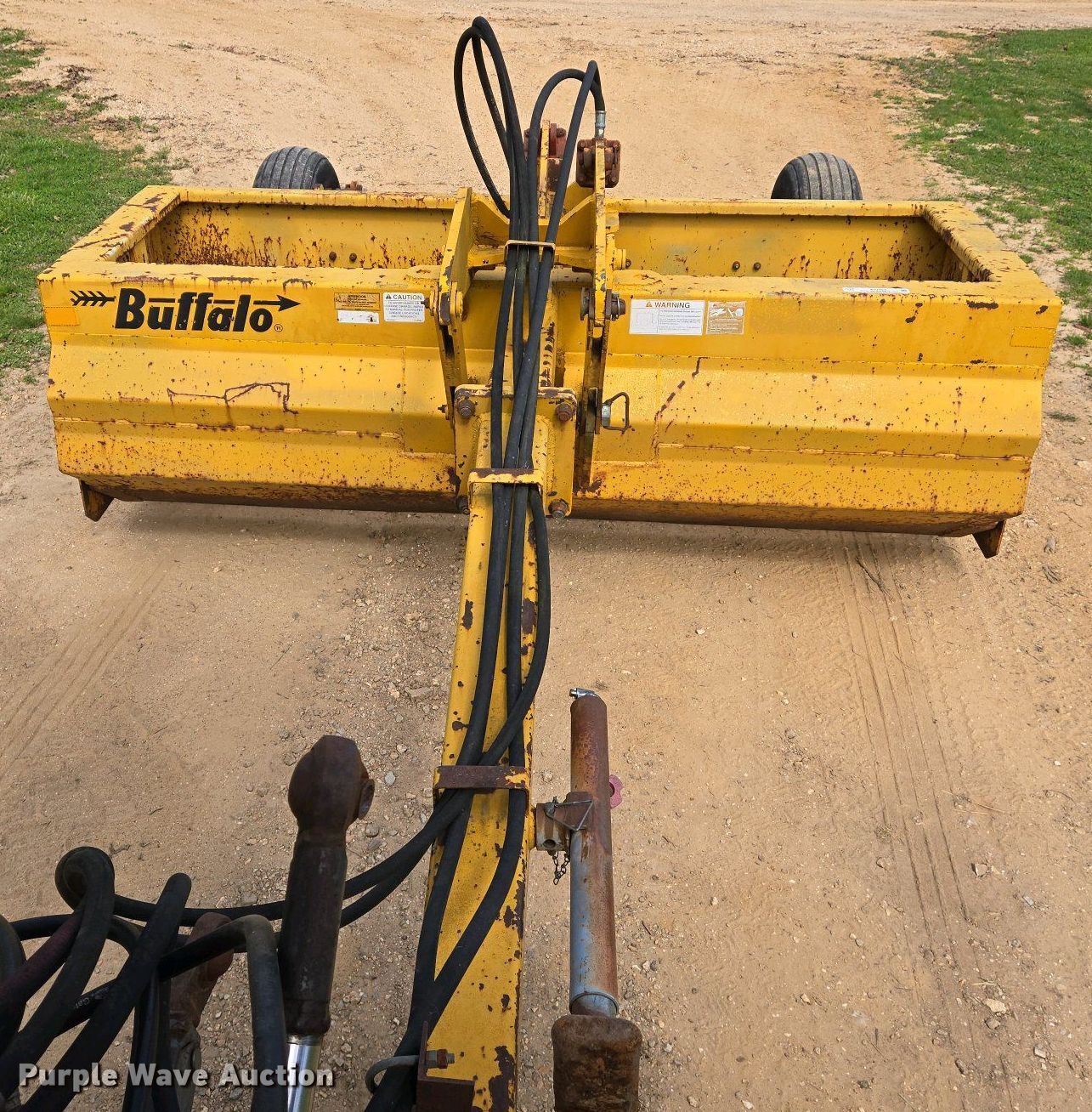 Buffalo 55300008 box blade in Ellington, MO | Item EJ7452