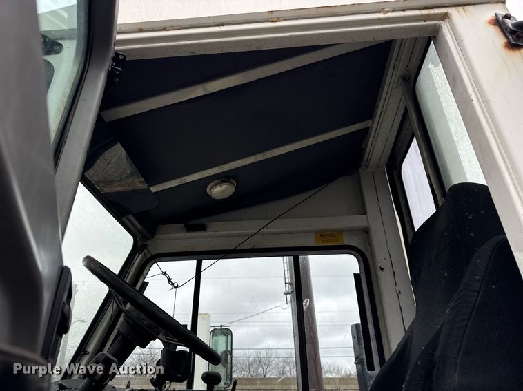 image for item DH9870 2011 Kalmar Ottawa 4x2 yard truck