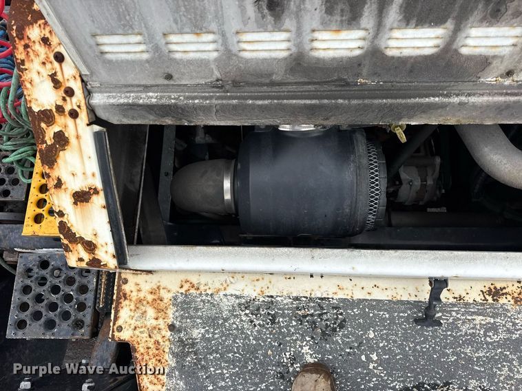 image for item DH9870 2011 Kalmar Ottawa 4x2 yard truck