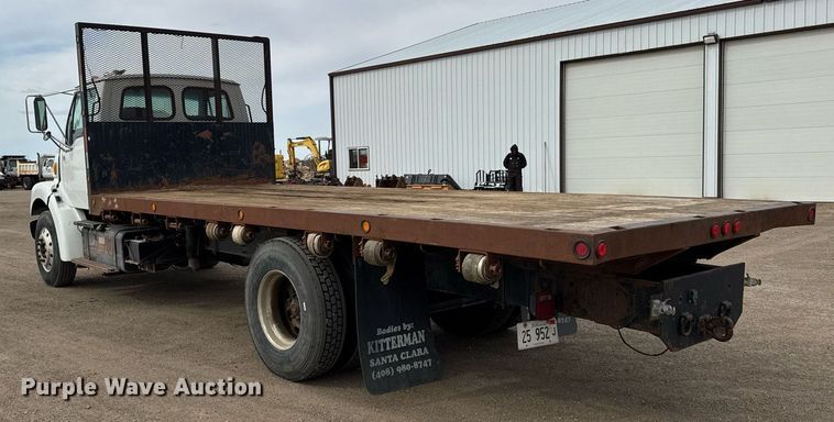 image for item DH9920 2001 Sterling Truck L7500 Series flatbed truck