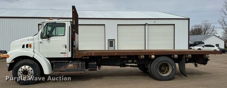 image for item DH9920 2001 Sterling Truck L7500 Series flatbed truck