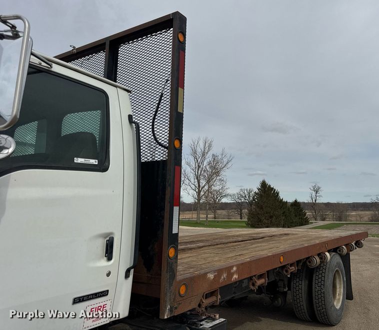 image for item DH9920 2001 Sterling Truck L7500 Series flatbed truck