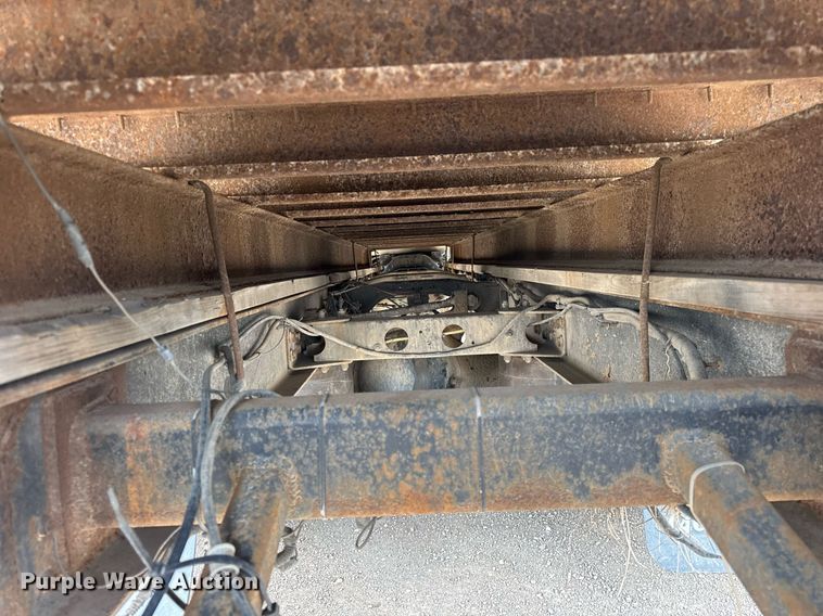 image for item DH9920 2001 Sterling Truck L7500 Series flatbed truck