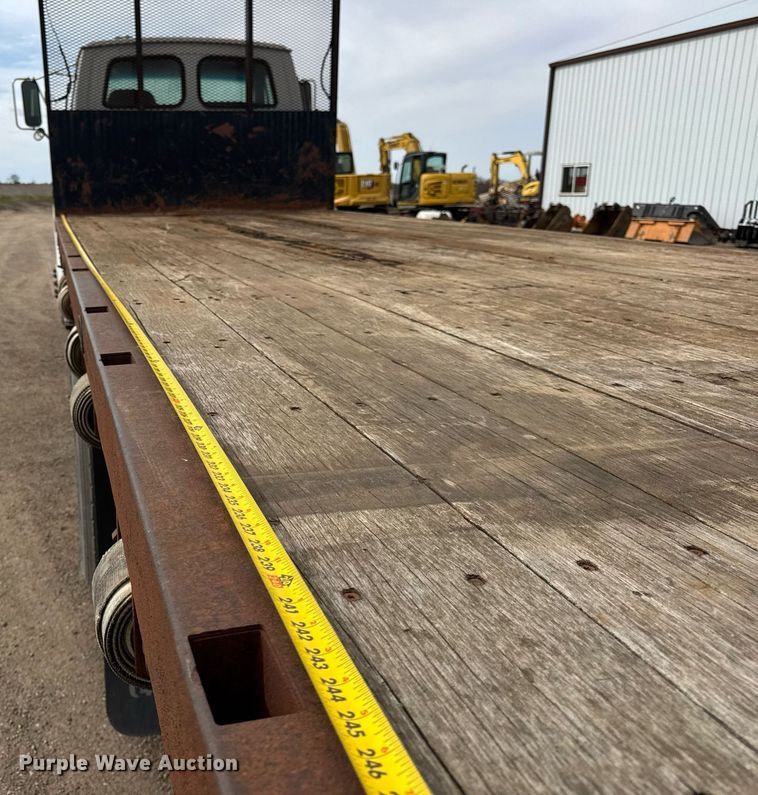 image for item DH9920 2001 Sterling Truck L7500 Series flatbed truck