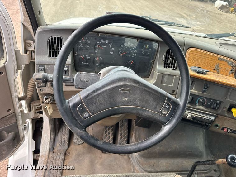 image for item DH9920 2001 Sterling Truck L7500 Series flatbed truck