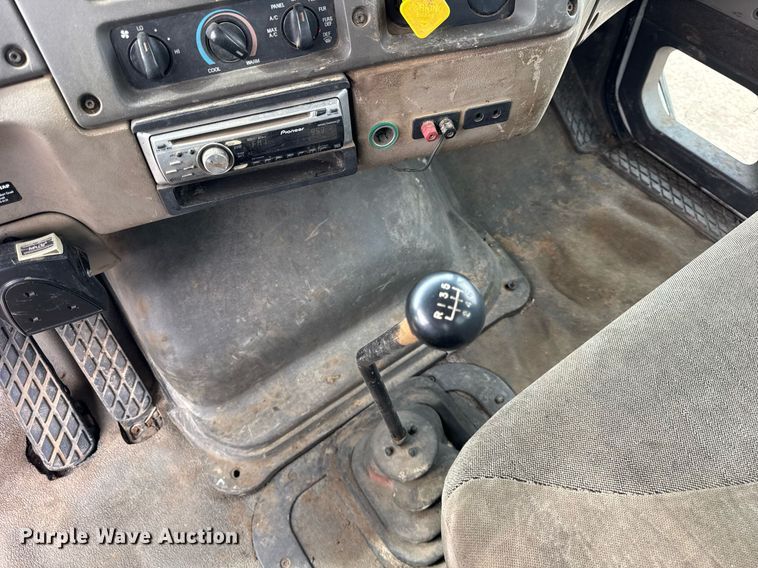 image for item DH9920 2001 Sterling Truck L7500 Series flatbed truck