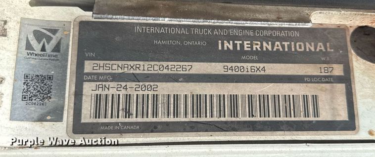 image for item DH9922 2002 International 9400i semi truck