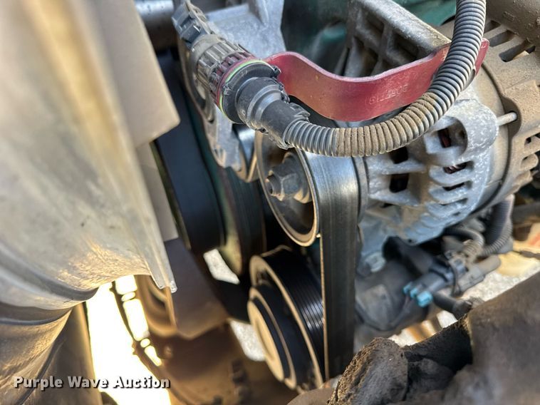 image for item DH9923 2008 Mack CHU 613 semi truck