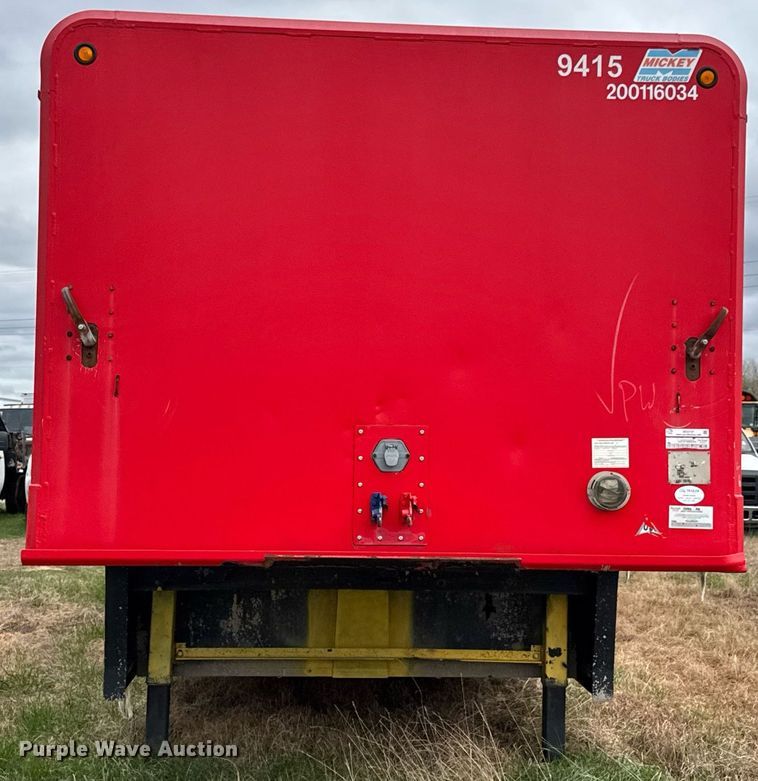 image for item DO0727 2004 Mickey Truck Bodies delivery trailer