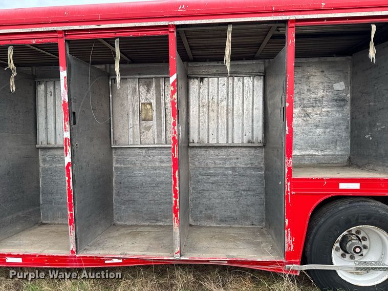 image for item DO0727 2004 Mickey Truck Bodies delivery trailer