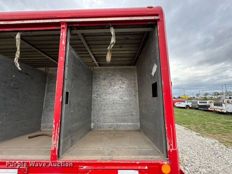 image for item DO0727 2004 Mickey Truck Bodies delivery trailer