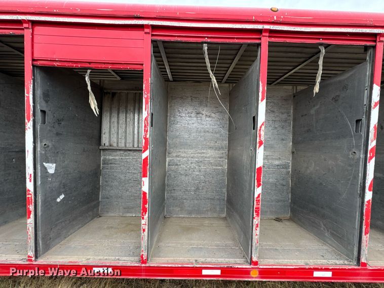 image for item DO0727 2004 Mickey Truck Bodies delivery trailer